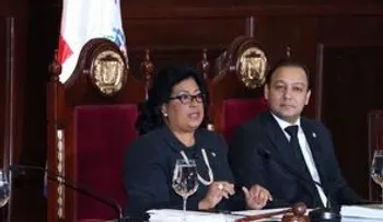 Asamblea proclama la nueva Constitución 