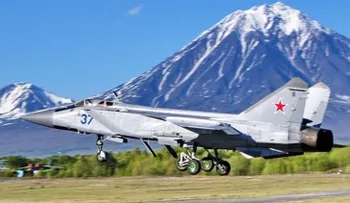 Un caza ruso intercepta "profesionalmente" un avión espía de EE.UU. en Kamchatka