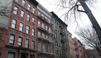 Nueva York prohíbe que se cobren comisiones a quien alquila una vivienda
