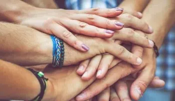 Las amistades en la adolescencia son claves para una buena salud