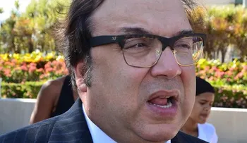 Diputados escogen a Castillo Semán como sustituto de Pelegrín 