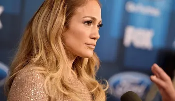 Jennifer López rebaja precio de su mansión 