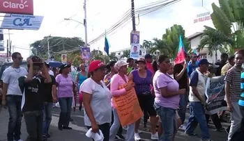 Rechazan explotación de minas