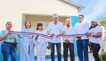 Presidente Luis Abinader entrega 63 viviendas económicas a los residentes del sector Jimaní Viejo