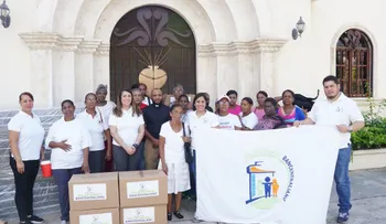 Voluntariado Bancentraliano entrega ayuda a afectados por huracán Fiona en Hato Mayor