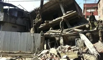 Fuerte terremoto en India deja al menos 8 muertos