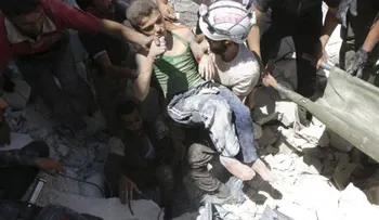 Al menos 19 civiles muertos por bombardeos en Alepo