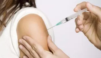Médicos encuentran evidencia de vacuna contra el VPH para erradicar cáncer de cuello uterino 