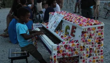 La música y el arte se apoderan de las calles de Atlanta (EEUU) para promover la paz