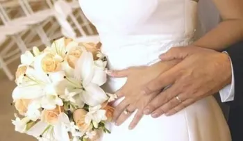 Se casa y esa misma noche le pide el divorcio a su esposa