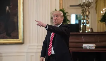 Trump terminó una crisis que él mismo creó justo donde la comenzó: en Twitter