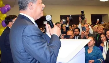 Leonel dice que Estados Unidos es la Nación a seguir en el mundo 