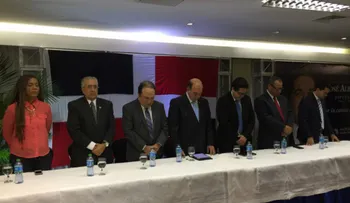 Fidel Lorenzo y líderes evangélicos asisten a proclamación aspirante diputado FNP