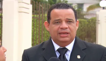 Diputado Luisín Jiménez acusa embajador de EE.UU, James â??Wallyâ? Brewster, de promover homosexualidad en RD