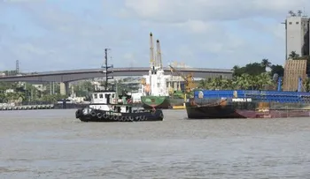 Dos embarcaciones más salen del río Ozama; ya no se permite desguace
