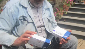 Un hombre tenía 8 años en la calle y encuentra su familia en Facebook