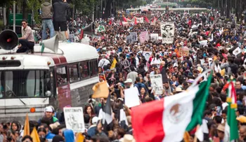 Vamos a seguir luchando, dicen padres a un año del crimen de Ayotzinapa