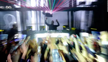 DJ Kaskade: el fenómeno electrónico que mueve multitudes