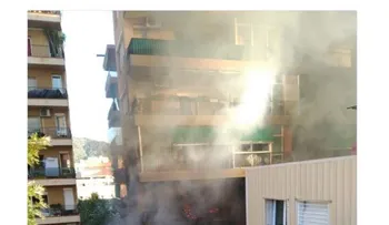 Explosión en un apartamento en Barcelona deja al menos un muerto y 15 heridos