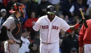 Ortiz suspendido un partido por hacer contacto con umpire