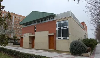 Hombre golpea sacerdote porque no le gustó el sermón