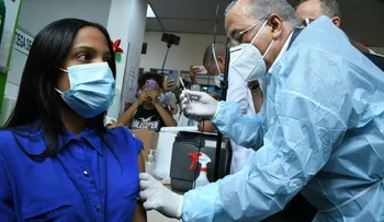 Gobierno vacuna contra la Covid-19 en Bonao y San Francisco de Macorís