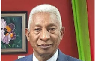 Reconocen al periodista Erasmo Chalas en NY