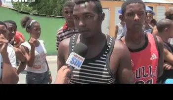 Intentan linchar una mujer por haberse  â??chupadoâ? un niño en Azua