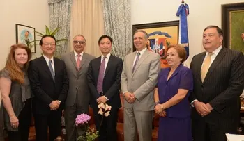 Empresarios taiwaneses exploran producir telas sintéticas y ropa deportiva en RD
