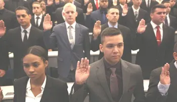 Son dominicanos, mayoría de policías recién graduados en NY 