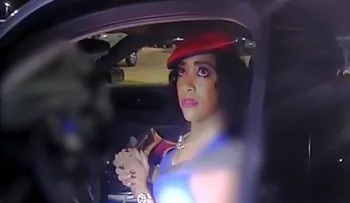 Video refuta la denuncia de agresión sexual de una mujer contra un policía en Texas