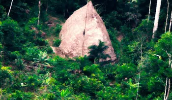 Un drone capta imágenes de una tribu amazónica nunca antes vista