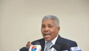 Presidente destituye al administrador de Punta Catalina, Serafín Canario de la Rosa