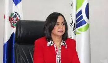 Renuncia directora de Pro Consumidor, Anina del Castillo