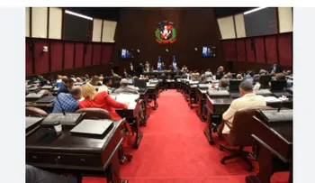 Senado evalúa incentivos a médicos en la frontera
