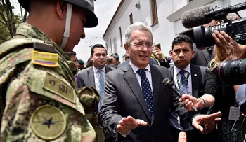 ¿Es Álvaro Uribe el principal obstáculo para la paz en Colombia como dice el New York Times?
