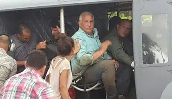 Muere técnico al caer helicóptero iba Jaime David