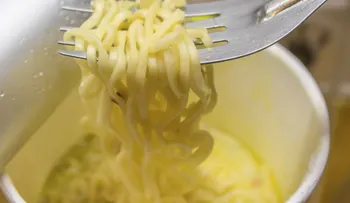 Los peligros de comer sopa instantánea