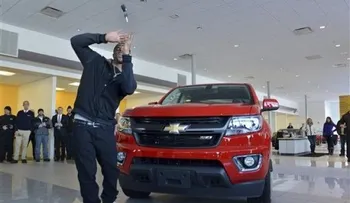 Malcolm Butler, héroe del Super Bowl, recibe camioneta 