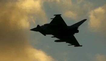 Nuevo video: Ataque aéreo británico a un pozo petrolífero del Estado Islámico en Siria