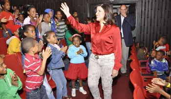 Tres mil 500 niños y niñas disfrutan el musical La Cenicienta