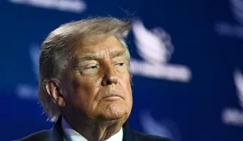 Trump advierte a Irán que tiene una "última oportunidad" para firmar un "buen" acuerdo