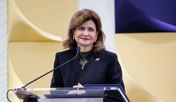 Raquel Peña: "Gobierno busca farmacéuticas produzcan vacunas en República Dominicana"