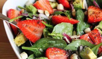 Receta Ecológica: Espinacas y aderezo de semillas de amapola 