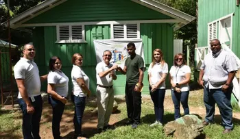 El Voluntariado Bancentraliano entrega instalaciones donadas para el monumento Saltos de Jima