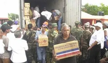 Gobierno sigue este domingo reparto de cajas navideñas