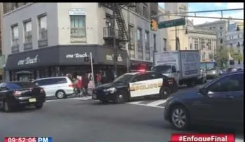 Dominicana que rompió cristales de vehículo pierde la custodia de sus hijos