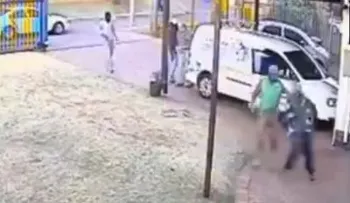 Un robo a mano armada con final inesperado (Video)