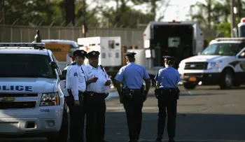 Oficial de policía de Filadelfia sobrevive a presunto atentado de homicidio