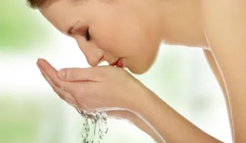 6 tips para desintoxicar tu piel y lucir más joven